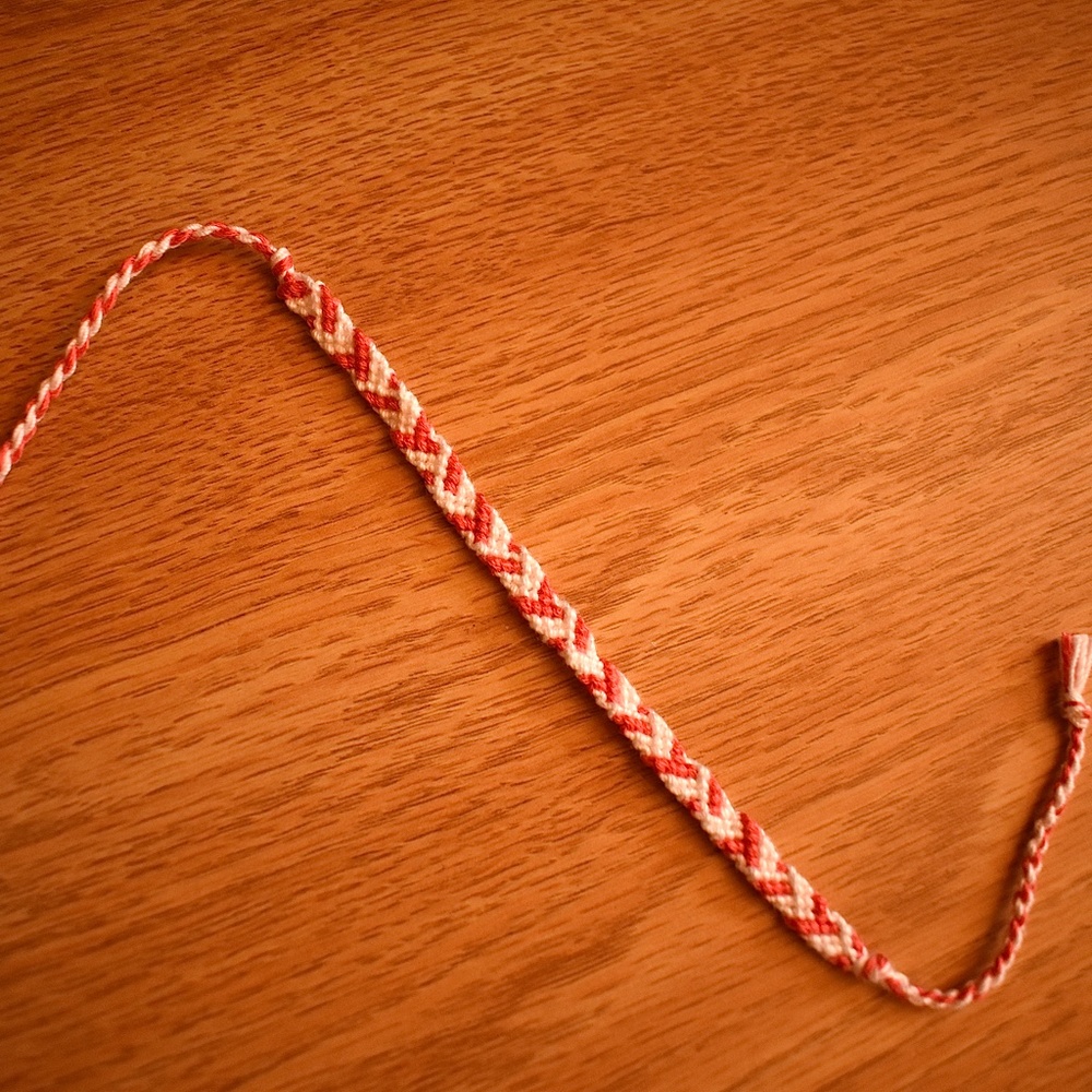 10/$25 Coral Snow Woven Bracelet - Picture 3 of 3